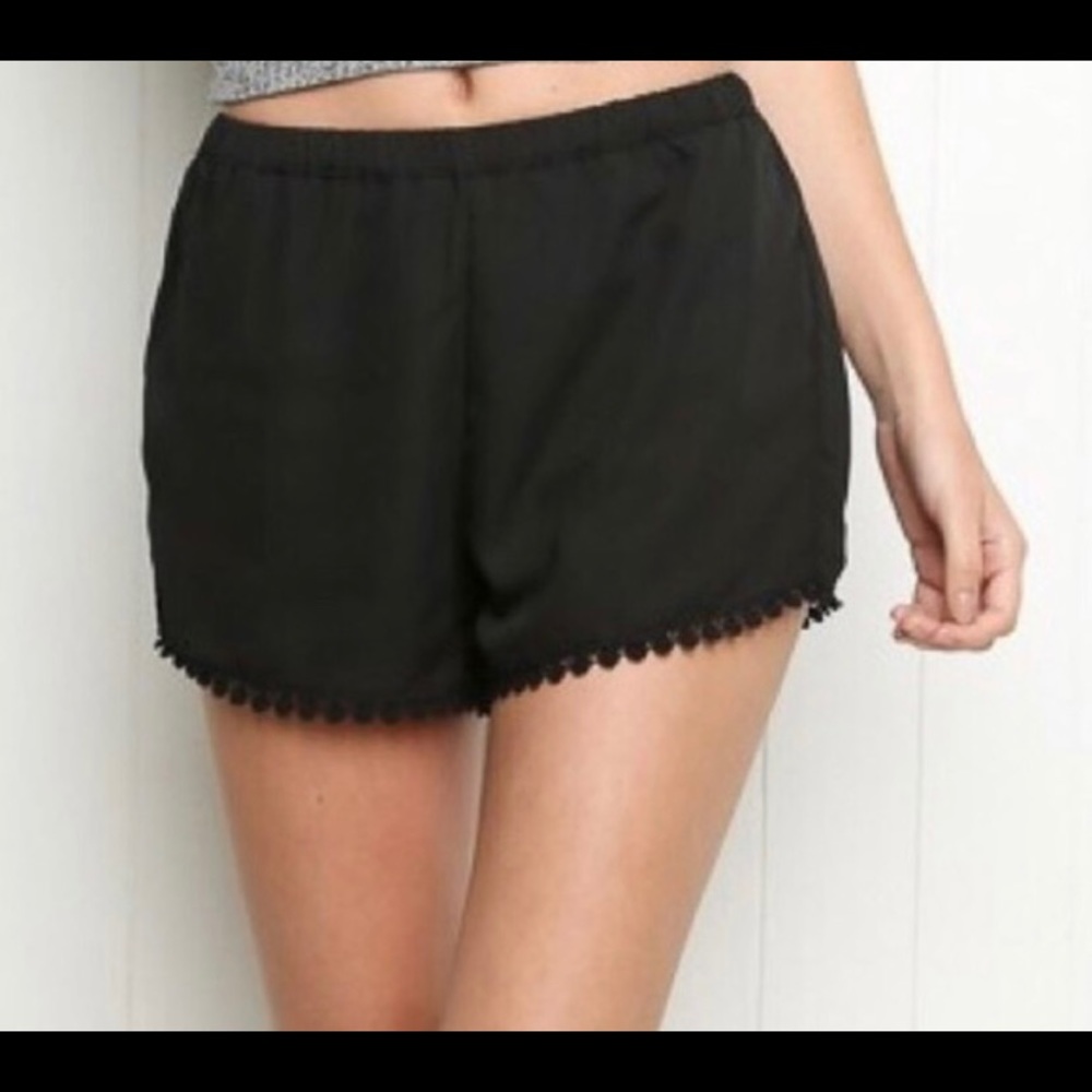 Brandy Melville embroidered shorts
